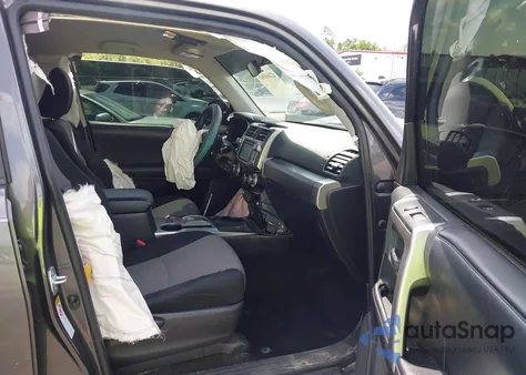 2016 Toyota 4Runner Sr5 from USA, damaged, VIN JTEZU5JR5G5131200